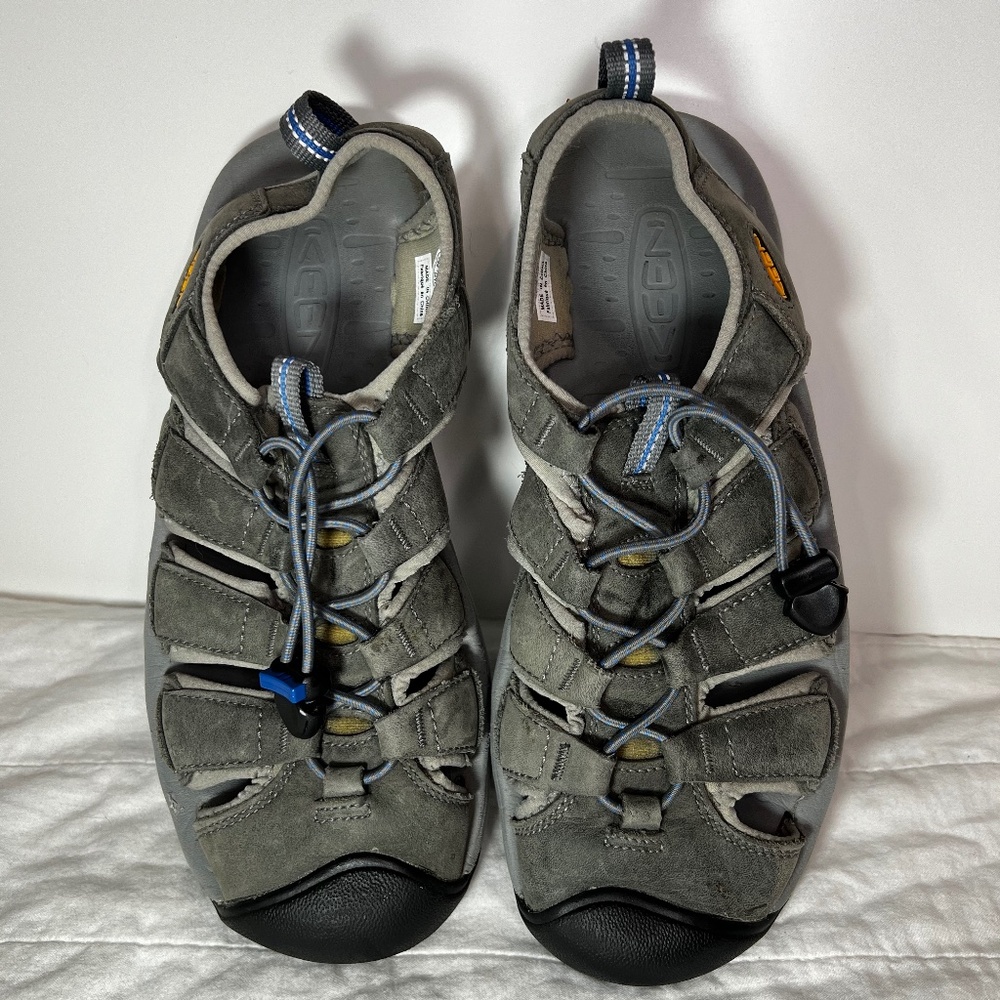 Keen Sandals Women's 7.5 Waterproof Slip On Hiking Trail Outdoor Shoes